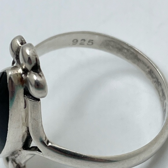 Sterling & Onyx Ring! - Picture 4 of 4
